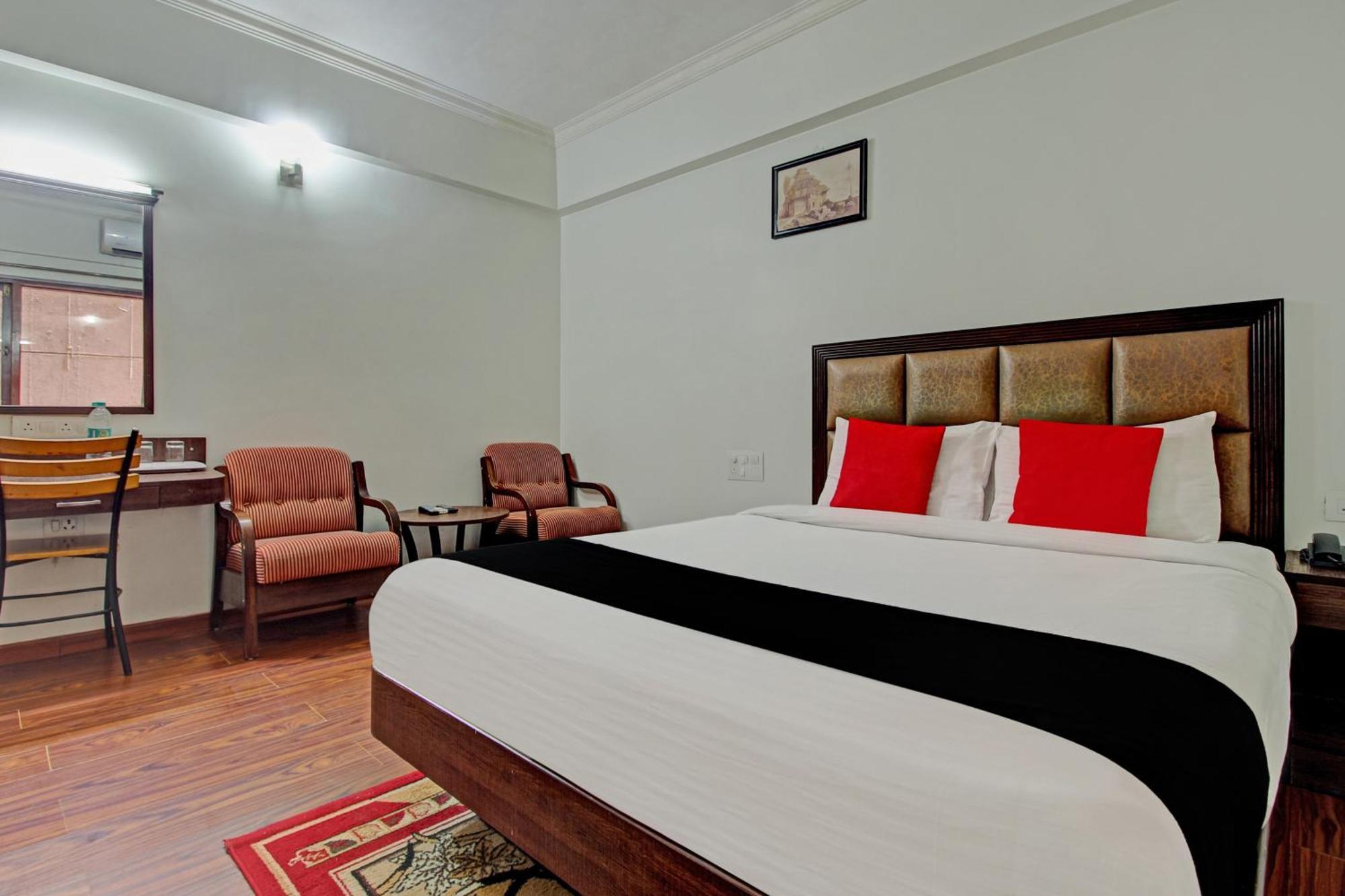 ศรีกฤษณะสวีทส์ Hotel บังกาลอร์ ภายนอก รูปภาพ