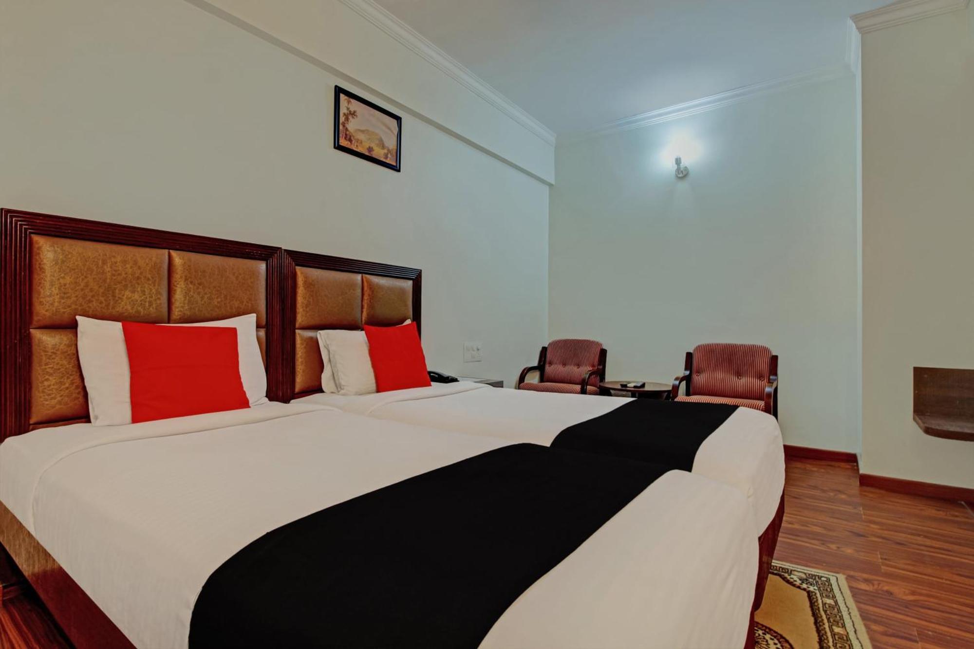 ศรีกฤษณะสวีทส์ Hotel บังกาลอร์ ภายนอก รูปภาพ